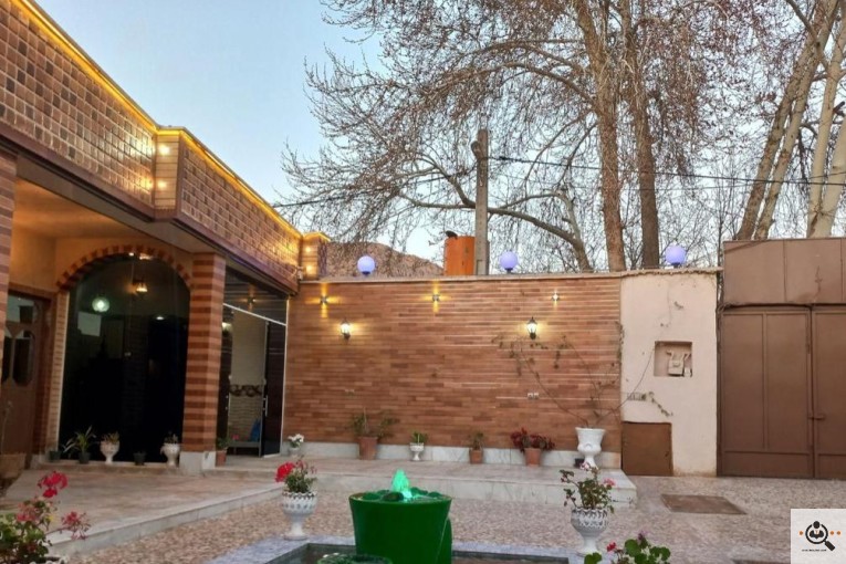 اقامتگاه بومگردی و گردشگری فاروق در مرودشت شیراز