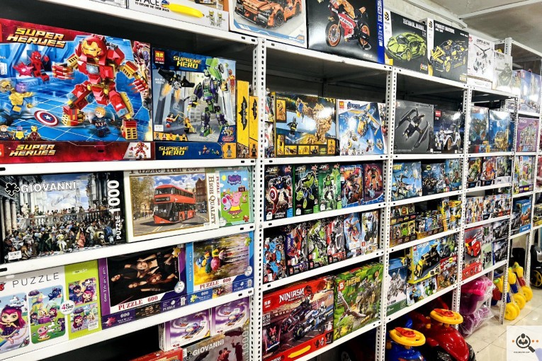 شماره تماس و لیست اولین و برترین فروشگاه اسباب بازی سادات در قم