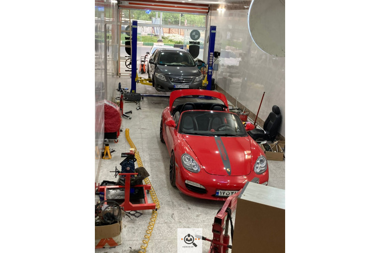 تعمیرگاه انحصاری BMW ( بی ام و ) رهنما در قم