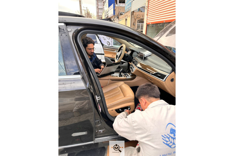 تعمیرگاه انحصاری BMW ( بی ام و ) رهنما در قم