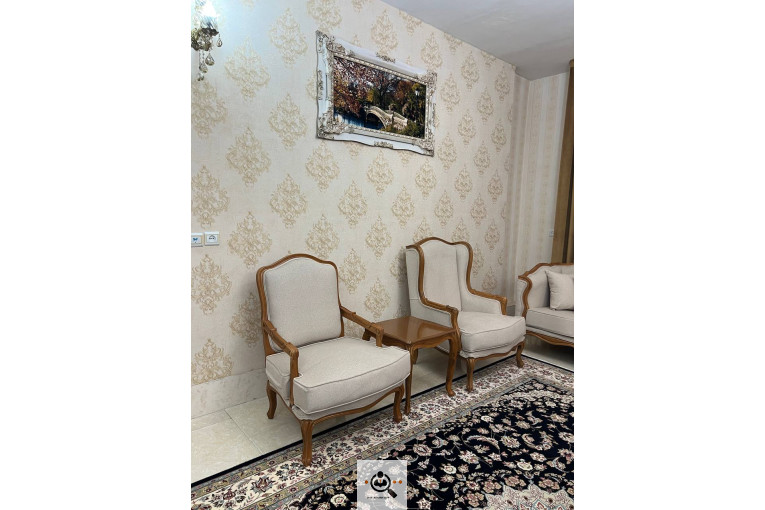مبلمان امپراطور در شازند مرکزی