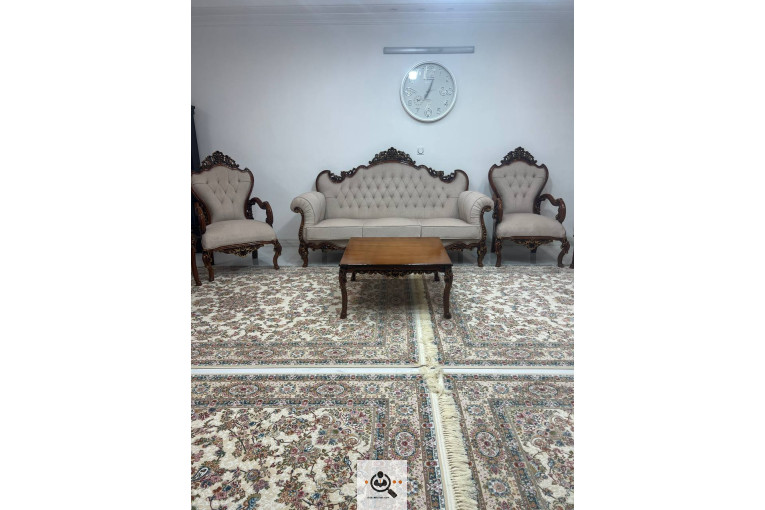 مبلمان امپراطور در شازند مرکزی