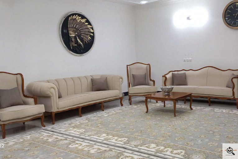 مبلمان امپراطور در شازند مرکزی