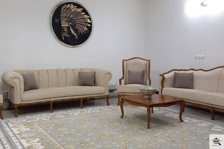 مبلمان امپراطور در شازند مرکزی