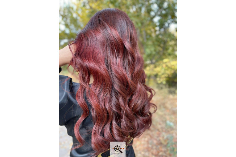 آموزشگاه و سالن آرایش و زیبایی مهتاب در نطنز اصفهان