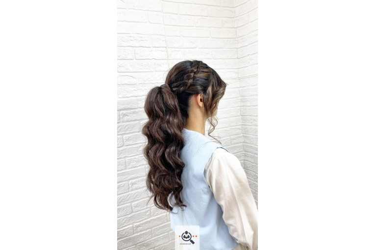 آموزشگاه و سالن آرایش و زیبایی مهتاب در نطنز اصفهان