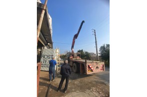جرثقیل حامد در تنکابن 
