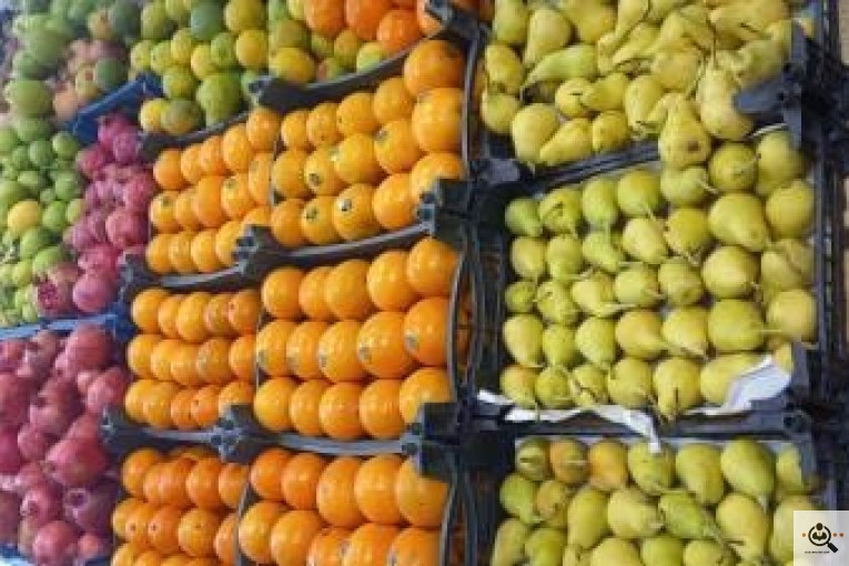 میوه فروشی معرفت در نجف آباد