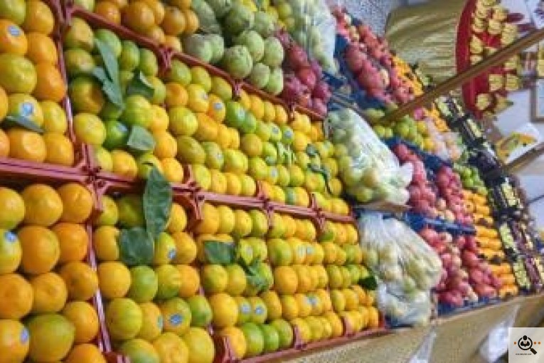 میوه فروشی معرفت در نجف آباد
