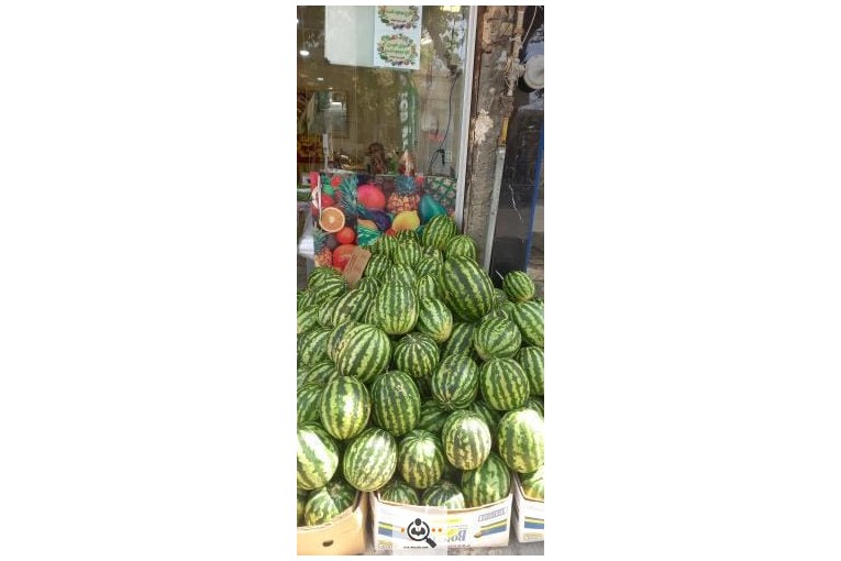 میوه فروشی معرفت در نجف آباد