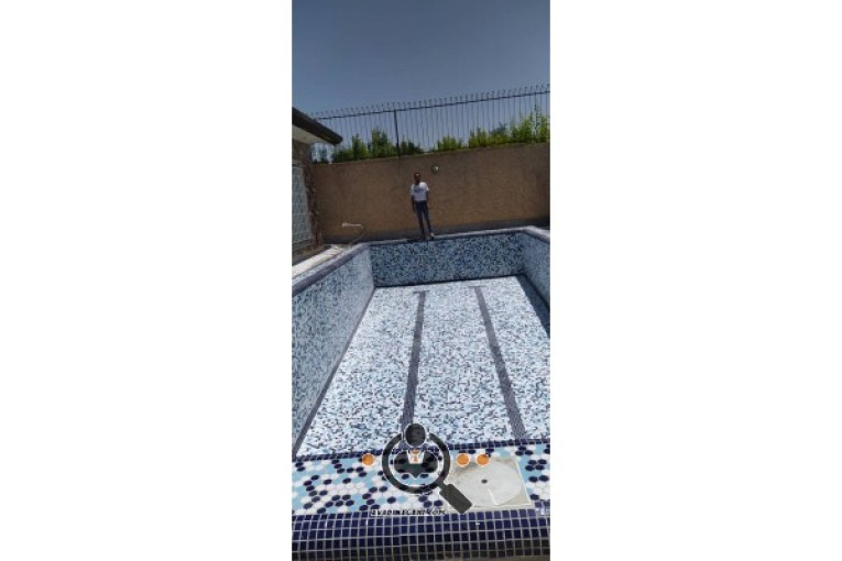 استخر کار حسنی در کرج