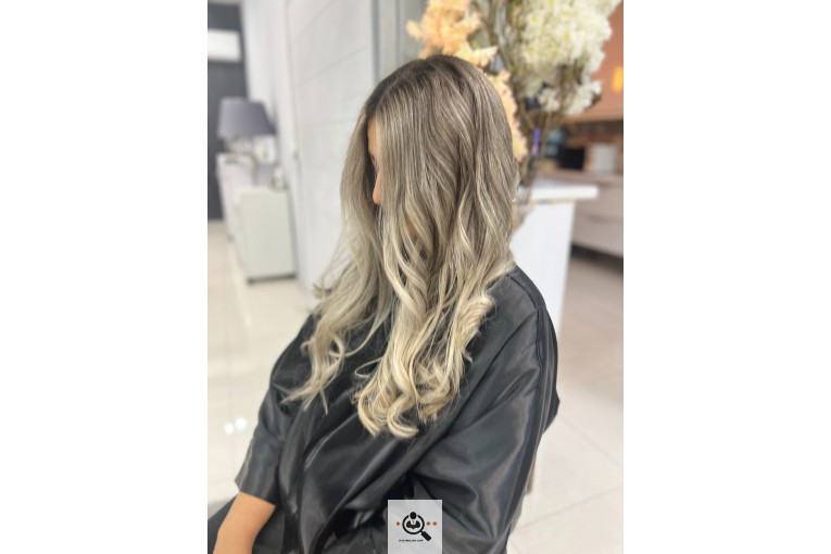 مرکز تخصصی رنگ و لایت محدثه صالحی در رفسنجان haircolor_mohadeseh_salehi