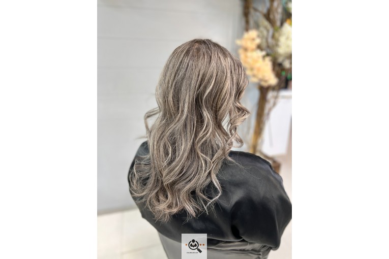 مرکز تخصصی رنگ و لایت محدثه صالحی در رفسنجان haircolor_mohadeseh_salehi