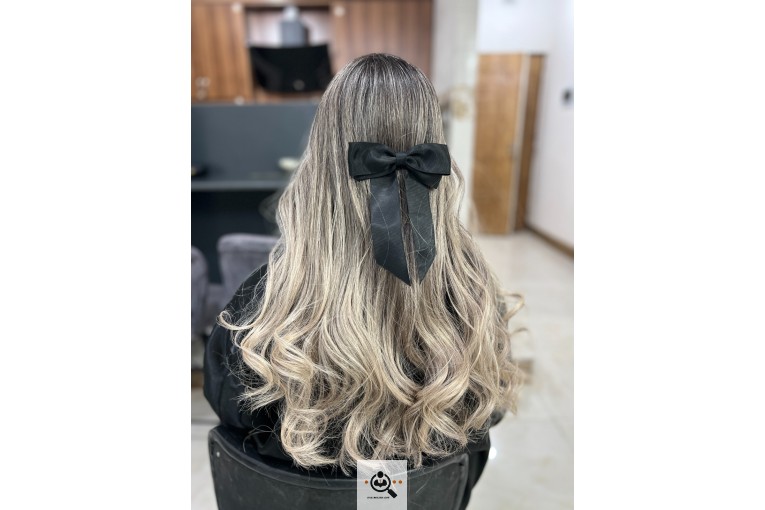 مرکز تخصصی رنگ و لایت محدثه صالحی در رفسنجان haircolor_mohadeseh_salehi