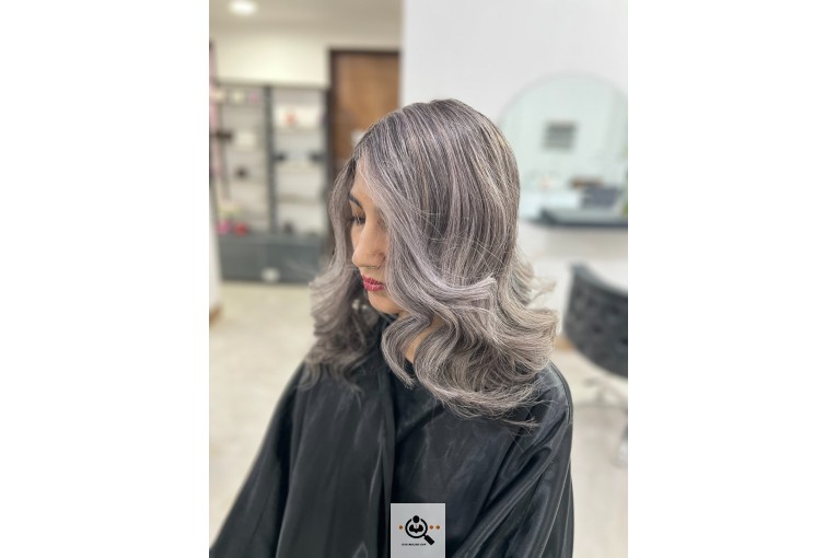 مرکز تخصصی رنگ و لایت محدثه صالحی در رفسنجان haircolor_mohadeseh_salehi