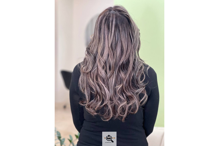 آموزش و خدمات رنگ و لایت کوتاهی مو پریسا معصوم پور در قزوین