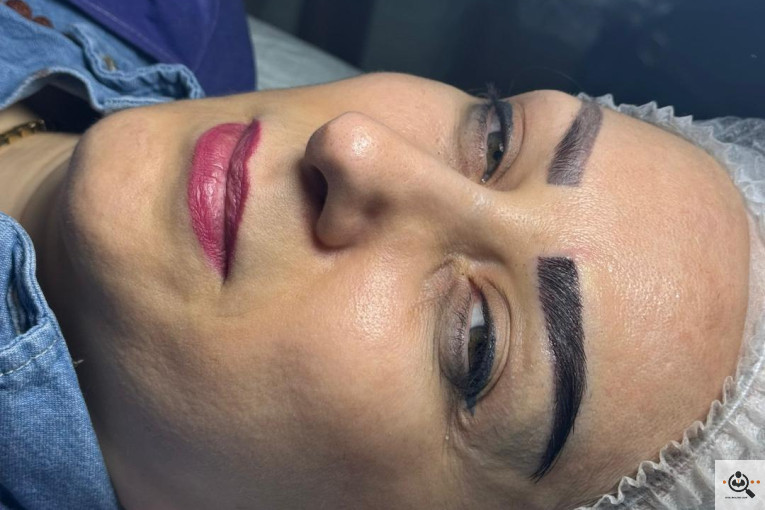کاشت ابرو حرفه ای مازندران فرزانه محمدپور