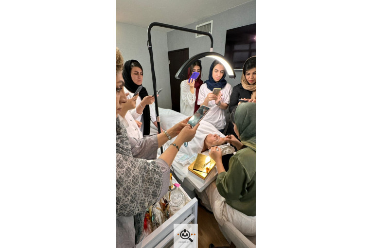 آموزشگاه مراقبت پوست یسنا زمانی در اصفهان