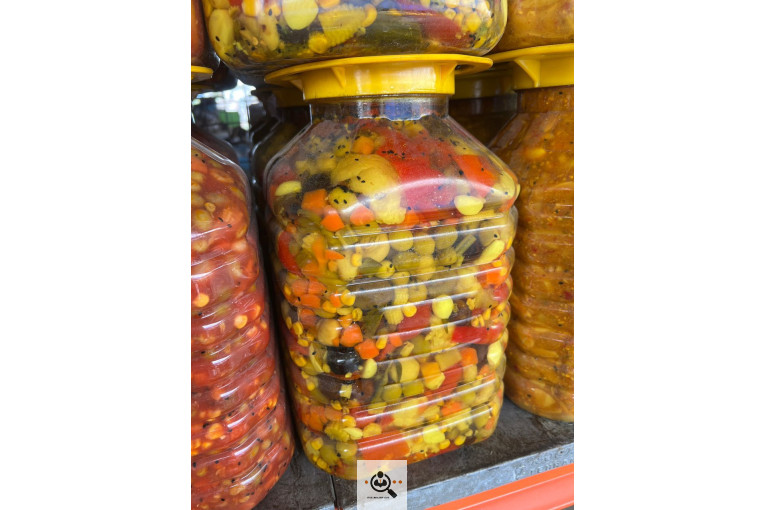 تولید و پخش ترشیجات ابتکار معطر در قائمشهر