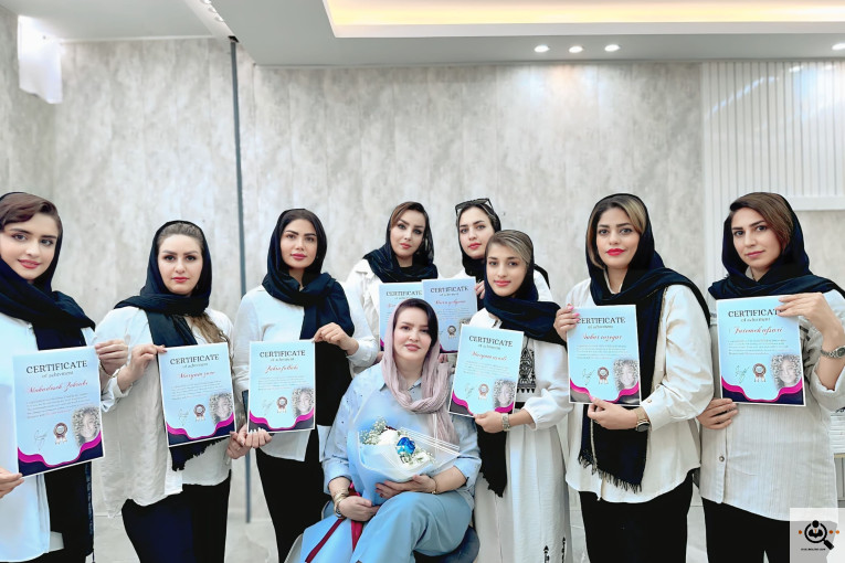 آموزشگاه و سالن زیبایی دلپسند در مرودشت فارس