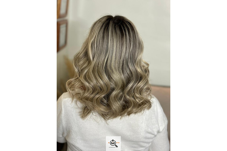 خدمات رنگ مو عسل عسکری در اصفهان