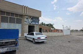 نمایشگاه کامیون کیان پارس در سیرجان