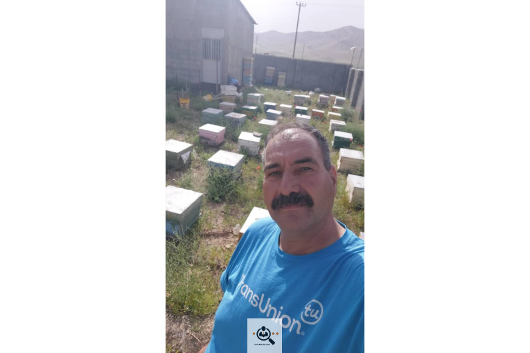 فروشگاه عسل طبیعی رسول سنگین آبادی در سنندج