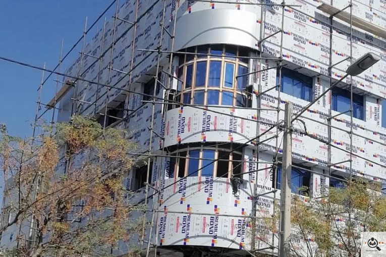 فروش کامپوزیت و چوب ترمو شرکت بازرگانی نوآوران طلوع در شمال کشور