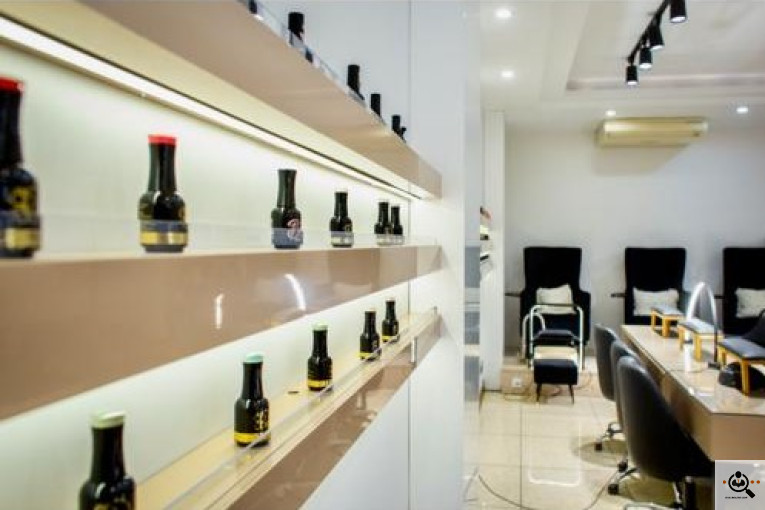 بوتیک سالن آرایش و زیبایی سفری در تهران