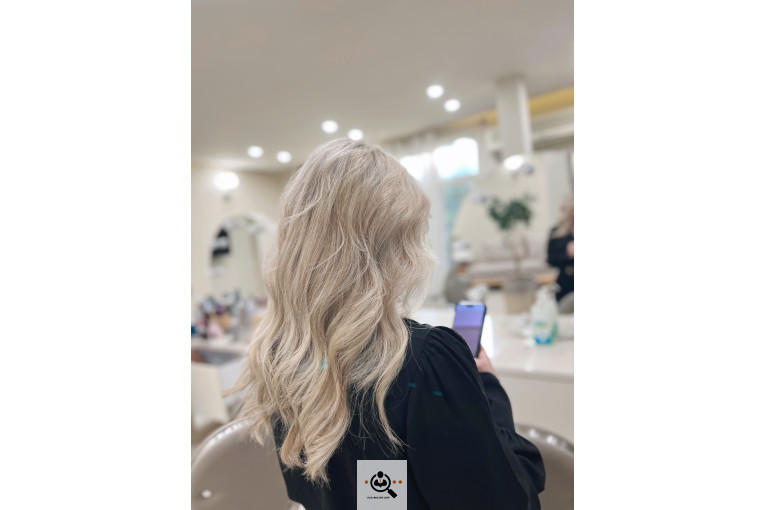 رنگ مو زهرا محمودیان در قزوین