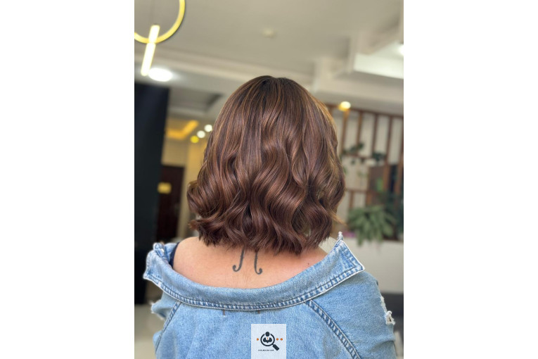 خدمات رنگ مو شادی نورمحمدی در لاهیجان