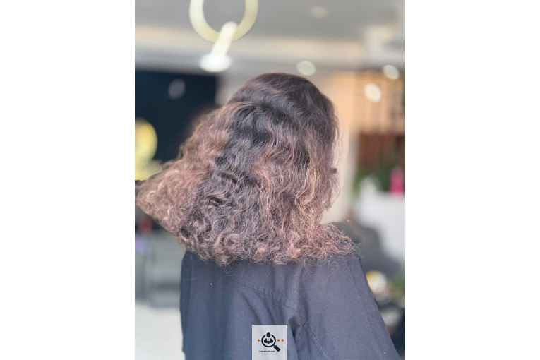 خدمات رنگ مو شادی نورمحمدی در لاهیجان