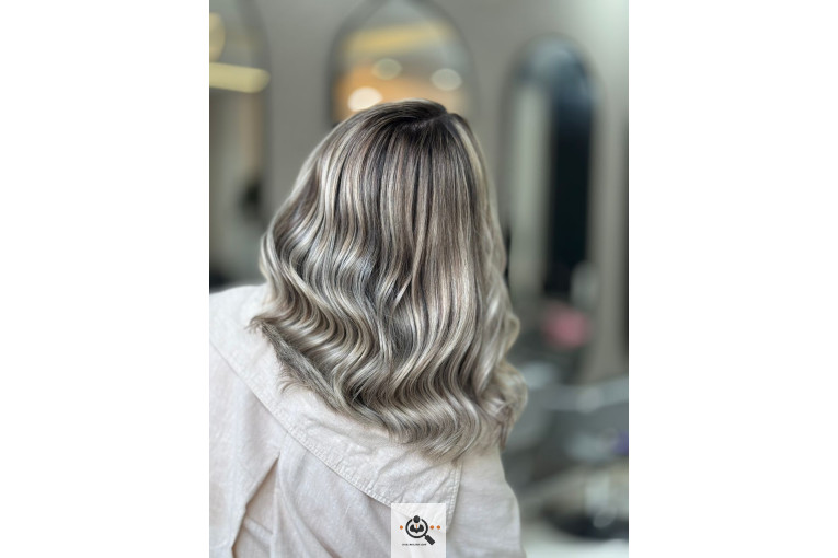 خدمات رنگ مو شادی نورمحمدی در لاهیجان