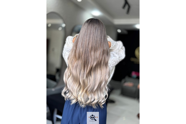 خدمات رنگ مو شادی نورمحمدی در لاهیجان