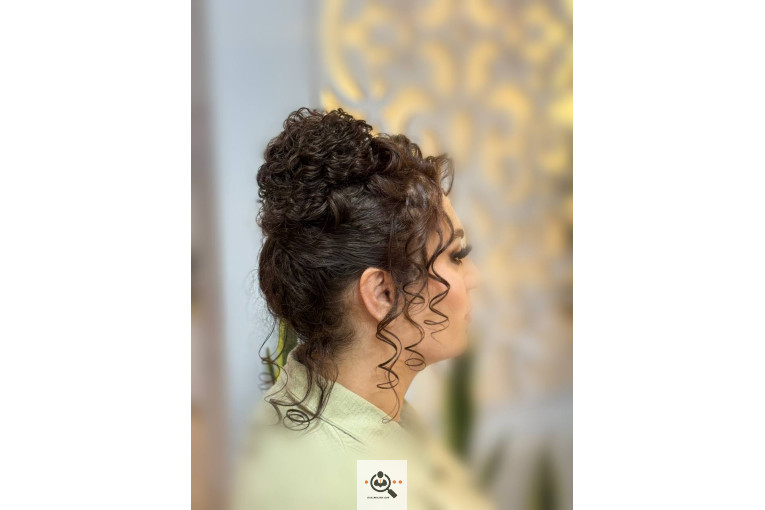 سالن آرایش و زیبایی مه نور شربیان در سراب