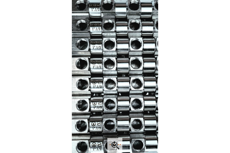 تولید کننده اتصالات پنج لایه و برنجی پارس نوین در اصفهان