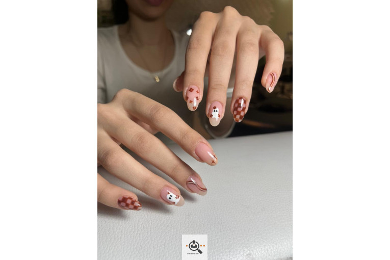 خدمات ناخن الهه مقصودی در تهران