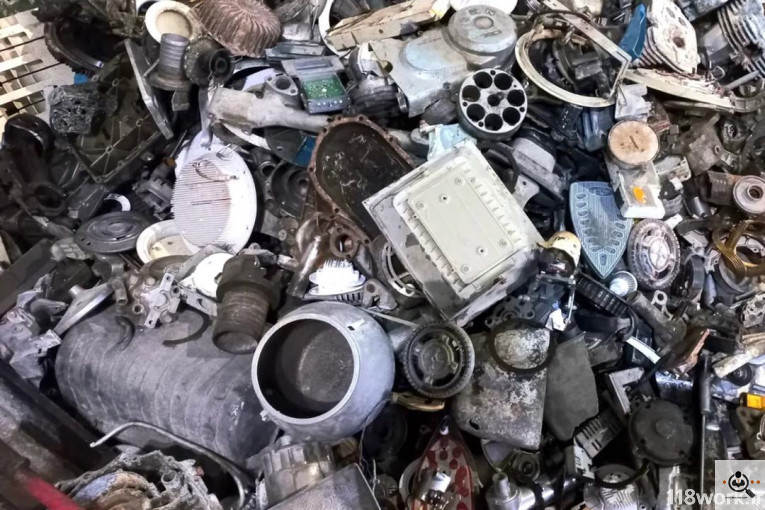 خدمات ریخته گری و ضایعات حاج سعید مستاجران در اصفهان