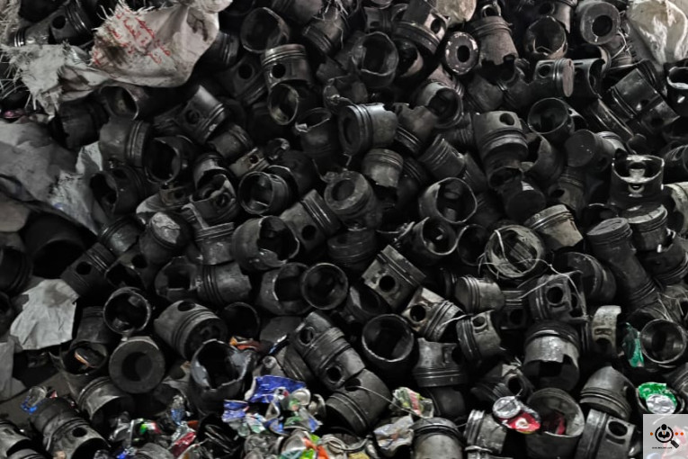 خدمات ریخته گری و ضایعات حاج سعید مستاجران در اصفهان