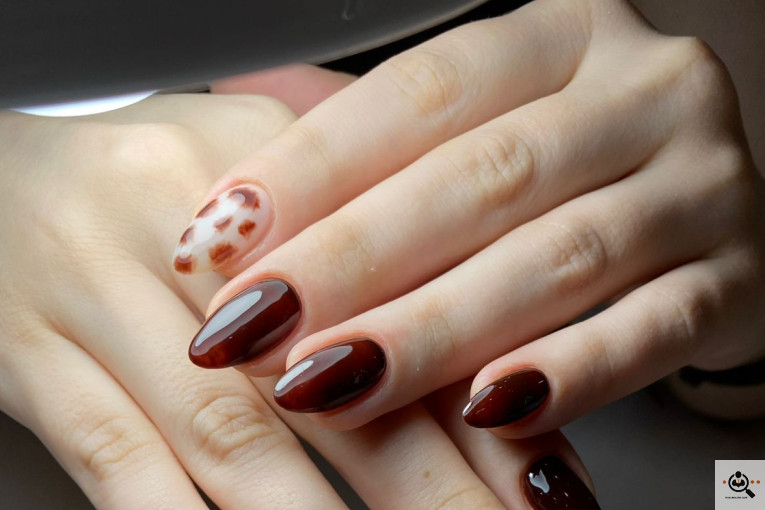 سالن آرایش و زیبایی دلنیا در شهرک اندیشه