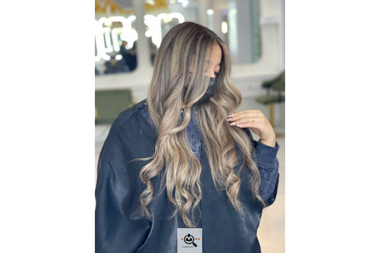 سالن آرایش و زیبایی دلنیا در شهرک اندیشه