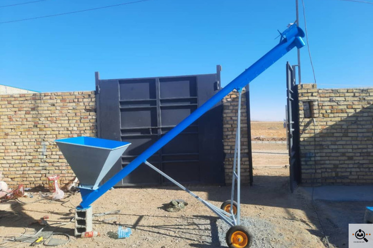 کارگاه تولید و فروش تجهیزات مرغداری فقیه لو در قزوین