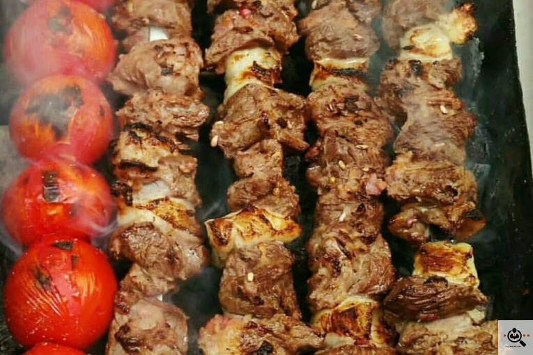 رستوران ممتاز کامیاب در شفت