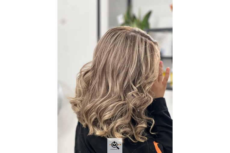 رنگ مو و کراتین زهرا منتجبی در کاشان