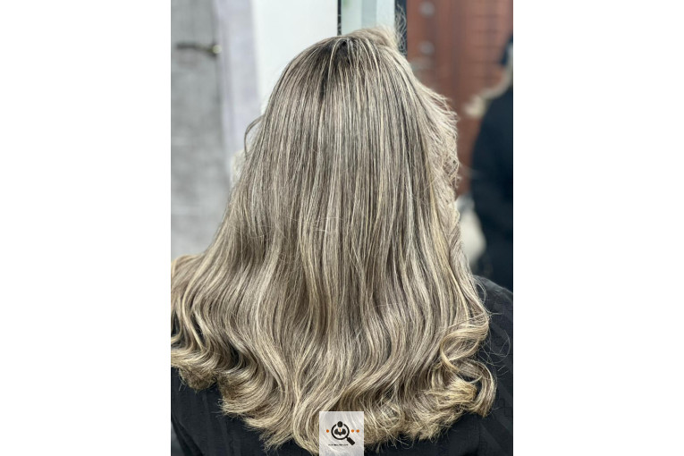 رنگ مو و کراتین زهرا منتجبی در کاشان