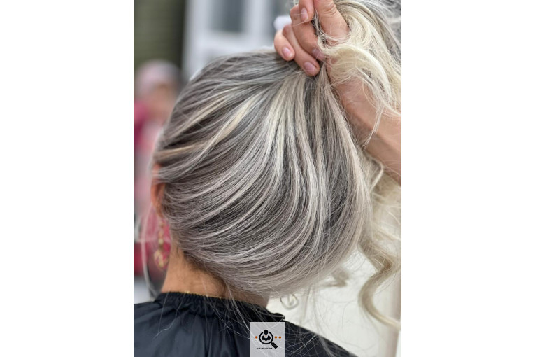 رنگ مو و کراتین زهرا منتجبی در کاشان