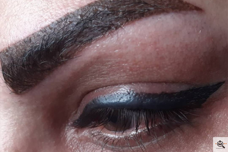 سالن آرایش و زیبایی آنا در عنبرآباد کرمان