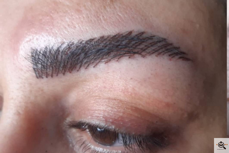 سالن آرایش و زیبایی آنا در عنبرآباد کرمان