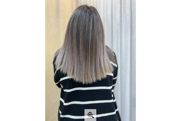 سالن آرایش و زیبایی بانو رضازاده در کاشان