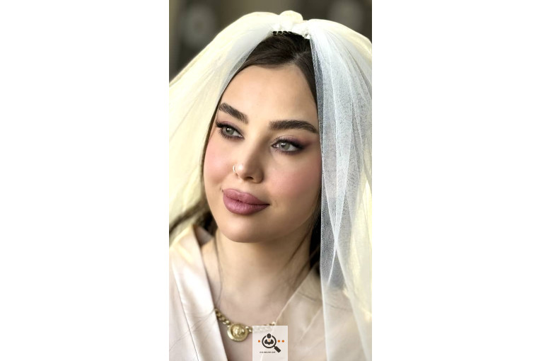 میکاپ مینا دهقان در زرین شهر